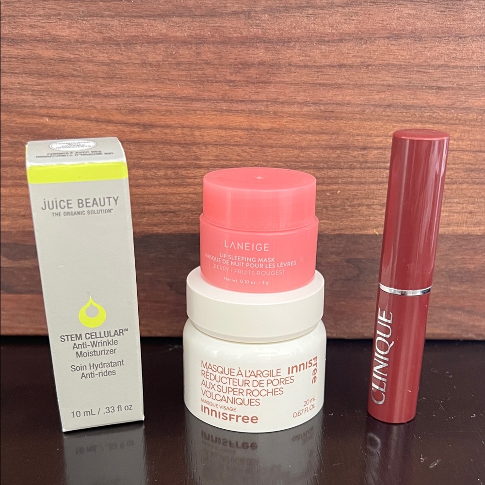 Set of trial travel mini sizes skincare makeup